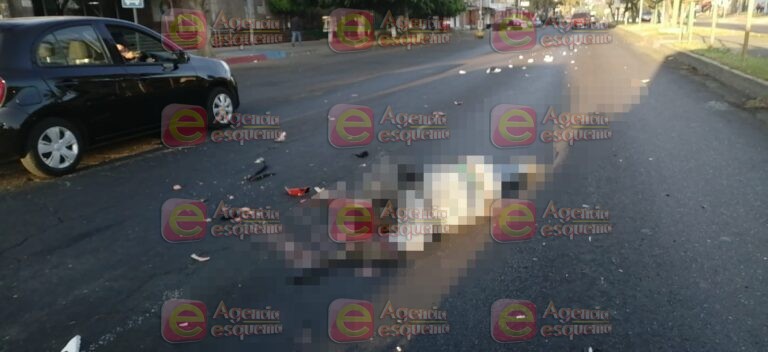 VIDEO FUERTE – Muere en aparatoso choque de motocicleta y automóvil
