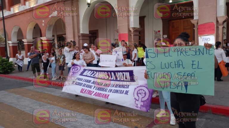 Cientos de personas se manifiestan en Apatzingán en contra del acoso sexual