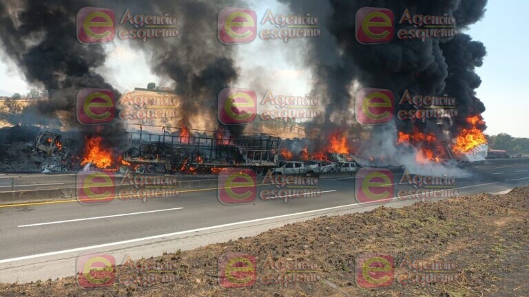 Tragedia en la autopista a Tepatitlán, Jalisco; se habla de más de 10 muertos calcinados