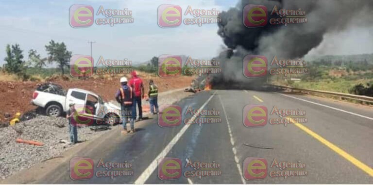Sobre la autopista Siglo XXI, tráiler sin frenos se incendia tras impactar varios vehículos; el conductor perece calcinado 