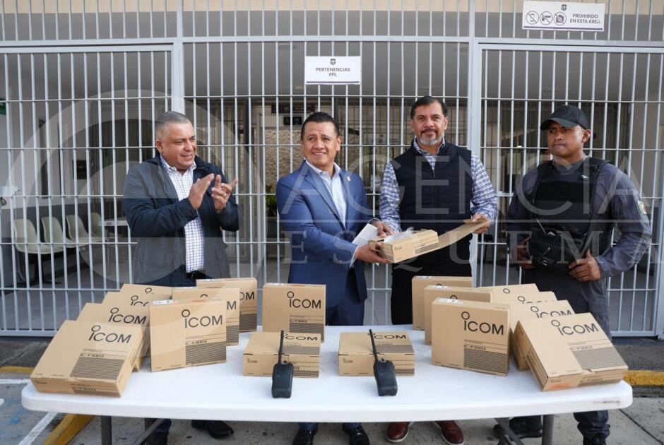 Entrega Torres Piña equipamiento a custodios de centros penitenciarios
