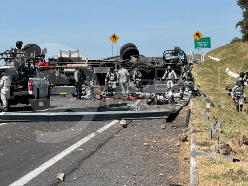 Mueren tres elementos de la Guardia Nacional en Volcadura