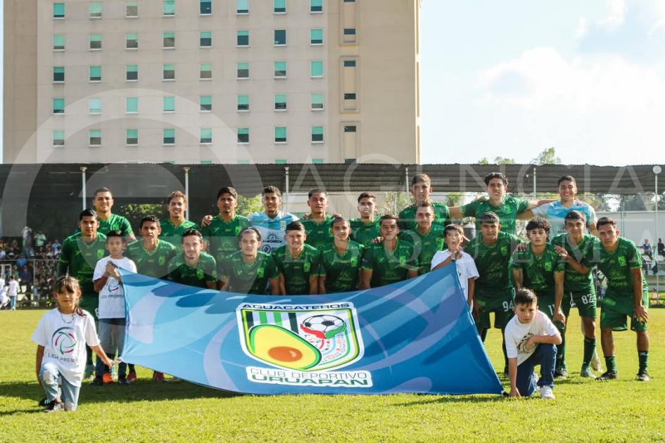 Aguacateros de Uruapan se coronan en la Liga Premier