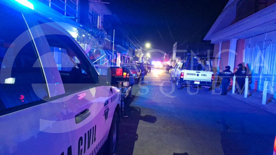 Presuntos robacarros se enfrentan a balazos con GC en la colonia Ignacio López Rayón; 3 detenidos