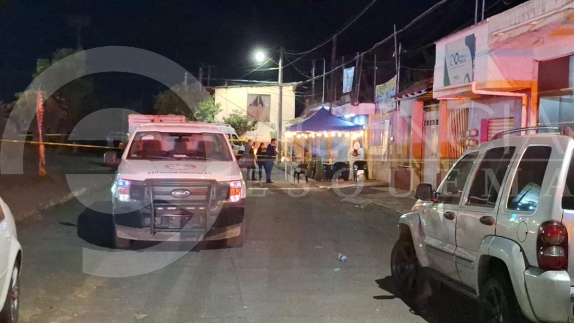 Joven asesinado a balazos en negocio de micheladas, en el Colorín Norte