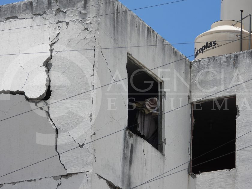 Acumulación de gas provoca una explosión en departamento multinivel en Villas del Pedregal