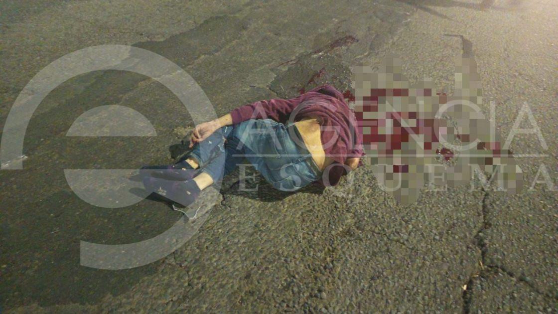 Joven motociclista muere al ser impactado por vehículo en Libramiento de Uruapan
