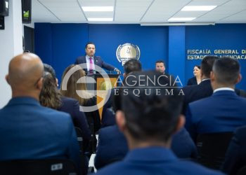 Honestidad y transparencia, valores clave para el crecimiento profesional del personal de la Fiscalía: Carlos Torres Piña