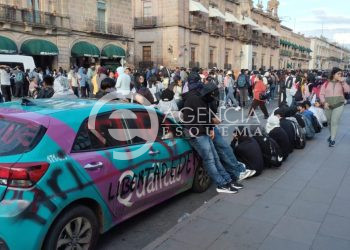 Otra vez desquiciados disfrazados de Normalistas atacan a Morelia