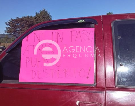 Marchas y bloqueos carreteros en Uruapan; exigen justicia por el crimen del alcalde Carlos Manzo