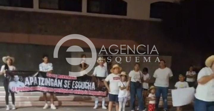 Marcha pacífica en Apatzingán para exigir justicia por el asesinato de Bernardo Bravo y el alcalde Carlos Manzo